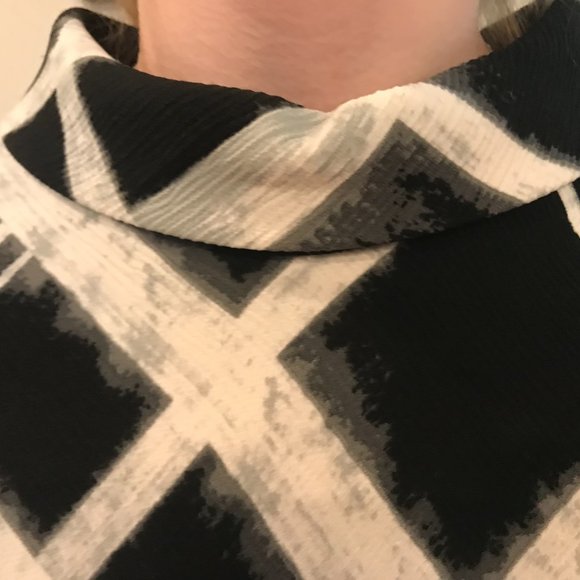 Women's 60's style knee-length shift dress - Picture 3 of 8